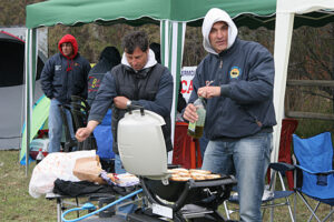 I Grandi Chef Stefano e Sante al barbecue